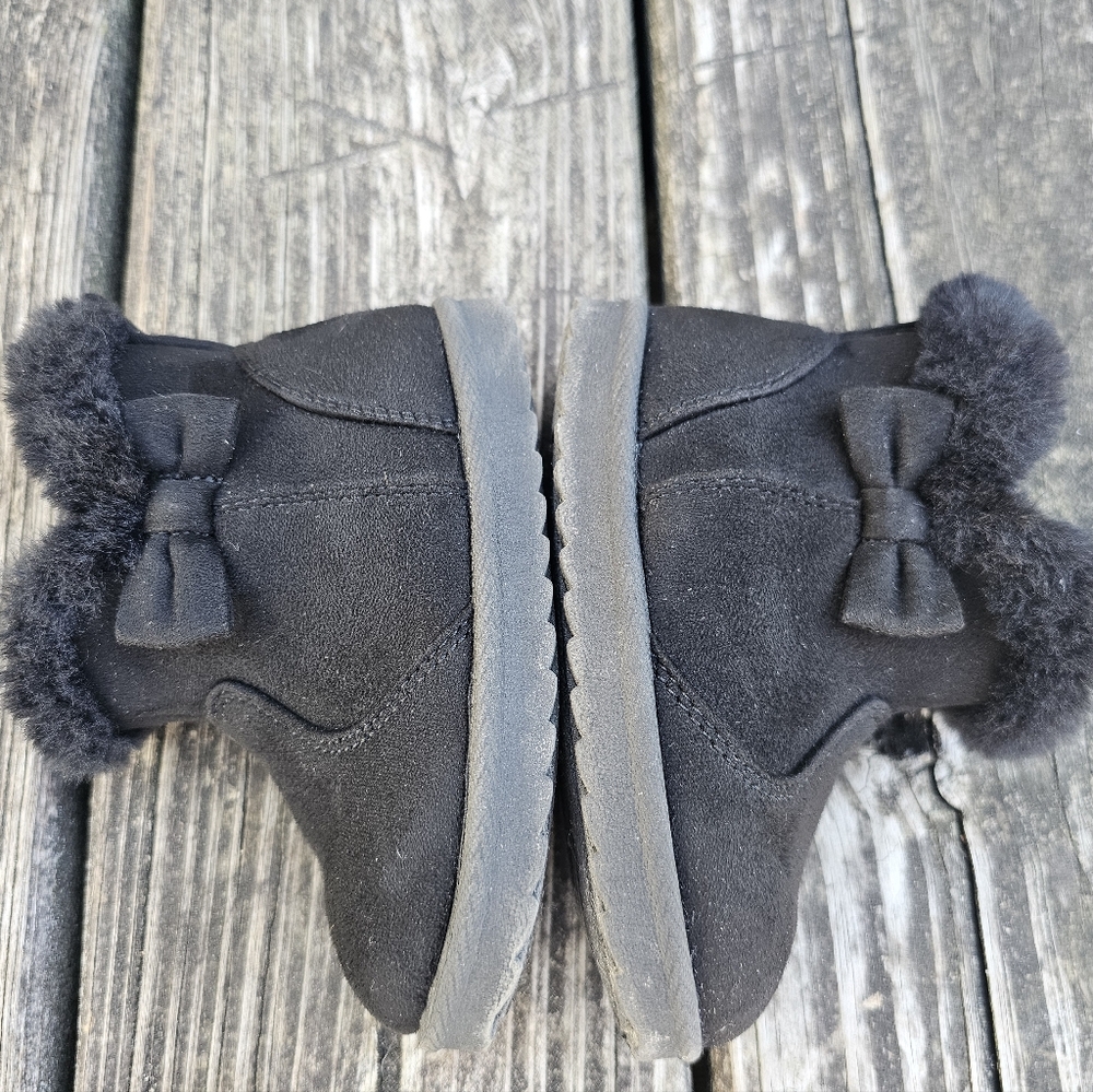 Wonder Nation Black Fur Trimmed Toddler Boots